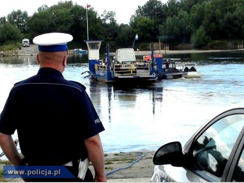 Skradziona Toyota na promie, źródło: www.policja.pl