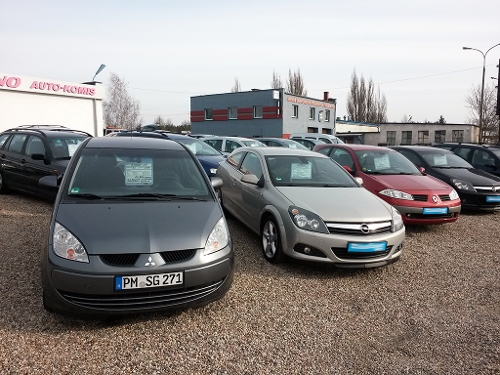 W wkiększości przypadków wyjazd poza plac komisu byłby nielegalny, źródło: materiały własne www.info-car.pl