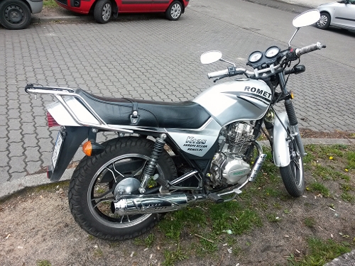 Takim motocyklem można kierować po 3 latach od uzyskania prawa jazdy kategorii B. Materiały własne InfoCar