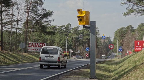 Obcokrajowcy zapłacą za zdjęcie z fotoradaru!, źródło: materiały własne www.info-car.pl