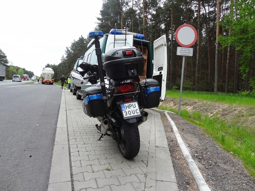 Rutynowa kontrola z udziałem policji oraz Inspekcji Transportu Drogowego, źródło: materiały własne www.info-car.pl