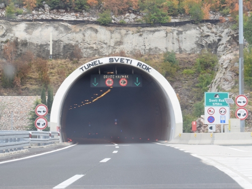 Tunel Sveti Rok Chorwacja. Materiały własne InfoCar