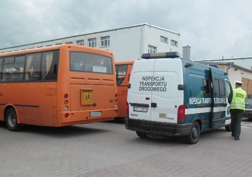 Częste kontrole autobusów sukcesywnie wpływają na poprawę stanu technicznego pojazdów przewożących dzieci, źródło: www.gitd.gov.pl